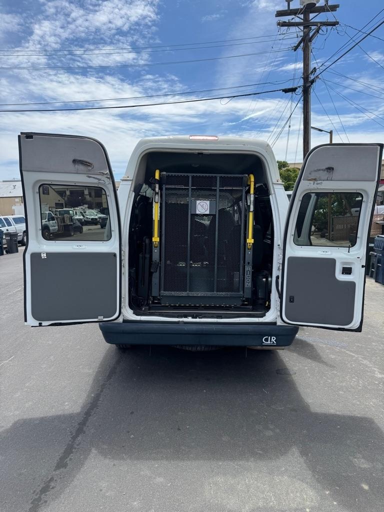 Ford Econoline  2008