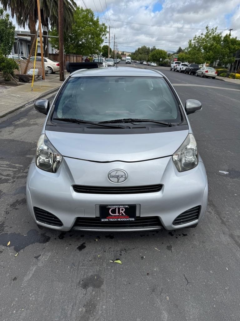 Scion iQ  2012