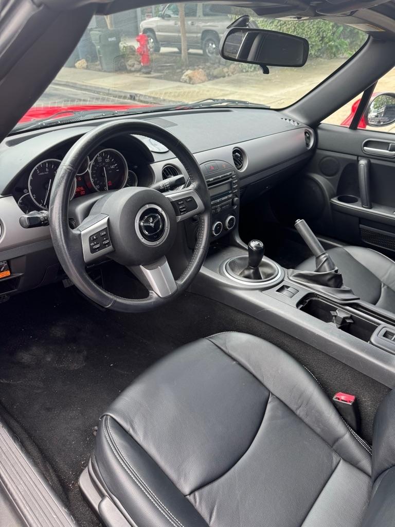 Mazda MX-5 Miata  2009