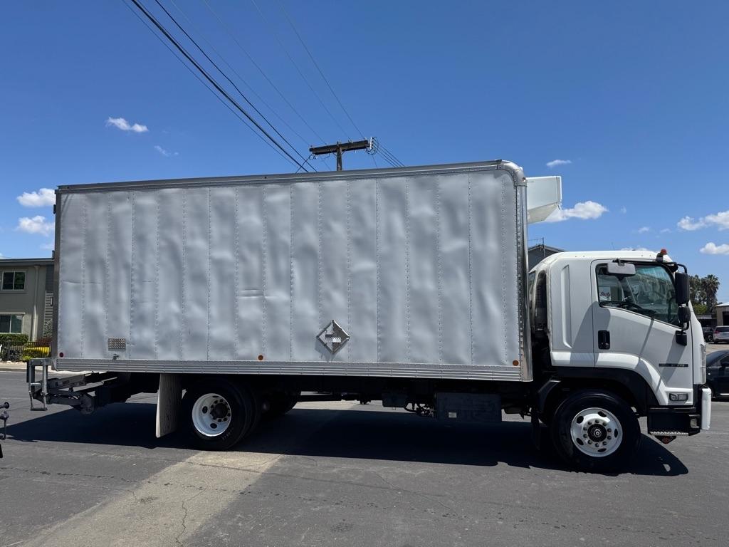 Isuzu Trucks FTR  2019