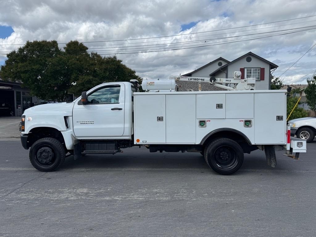 Chevrolet Silverado Medium Duty  2022