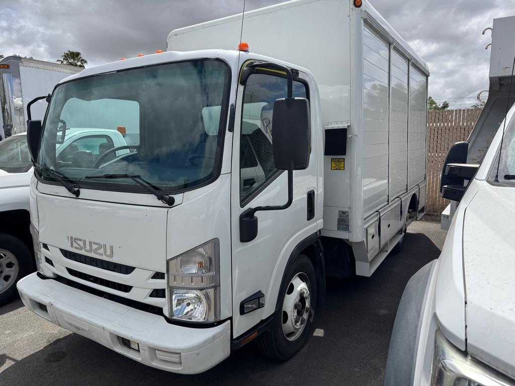 Isuzu NQR  2016