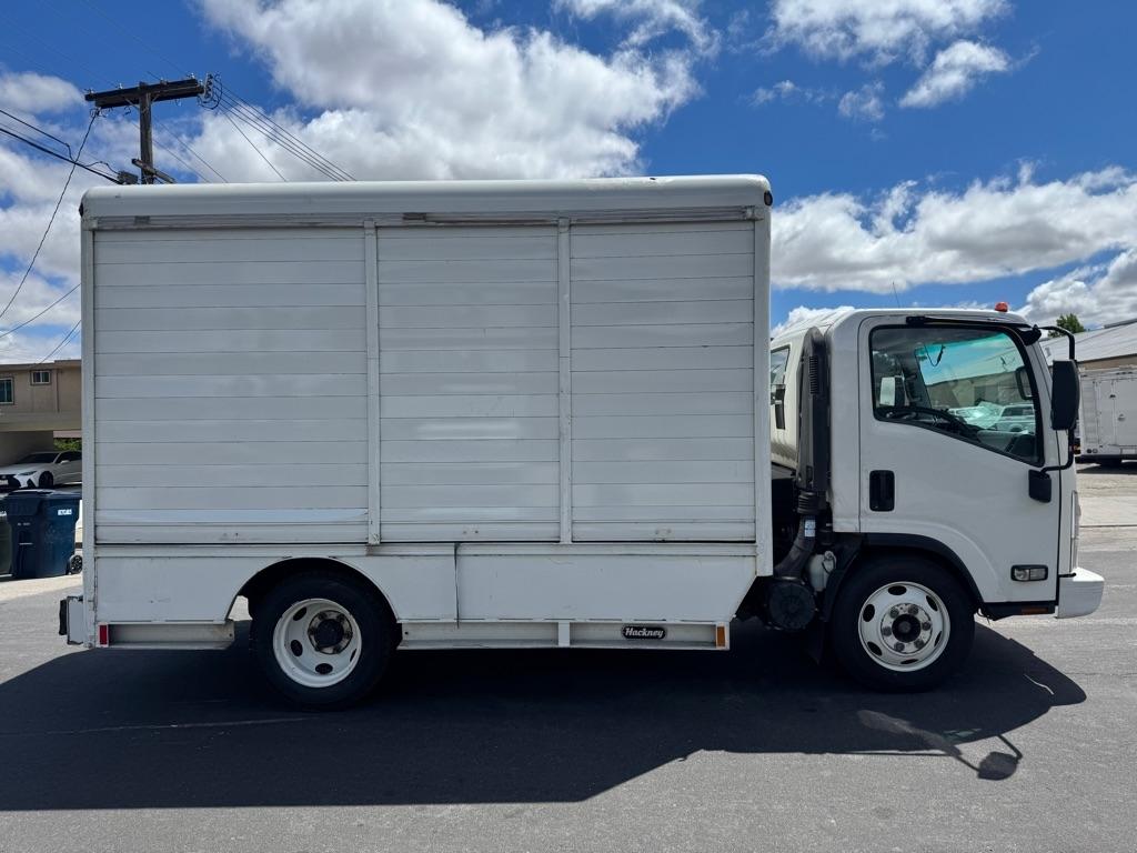 Isuzu NQR  2016