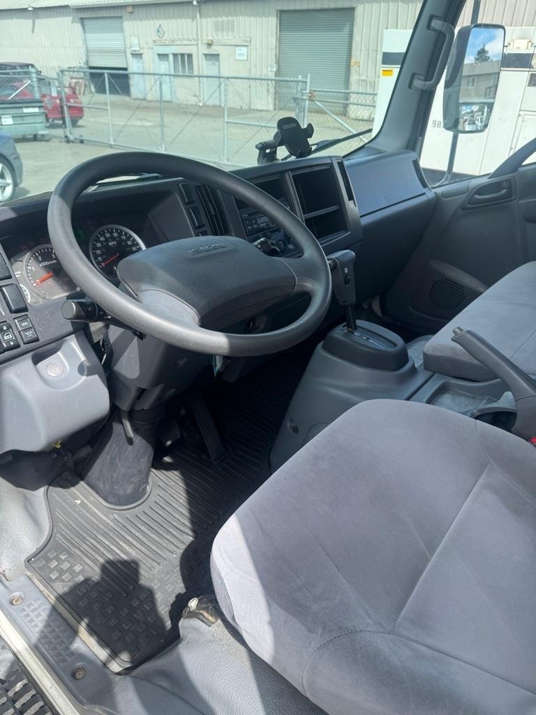 Isuzu NQR  2016
