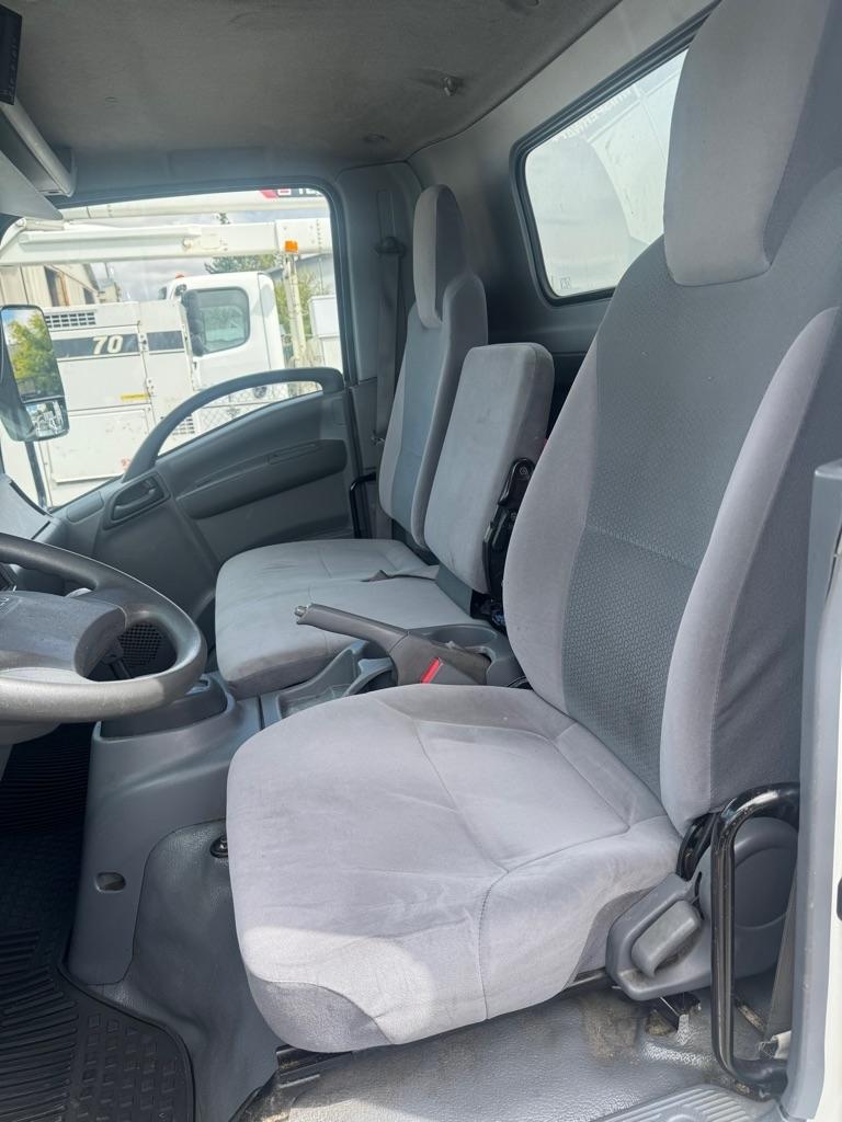 Isuzu NQR  2016