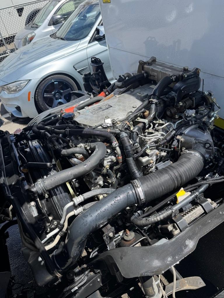 Isuzu NQR  2016