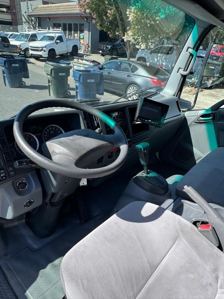 Isuzu NQR  2018