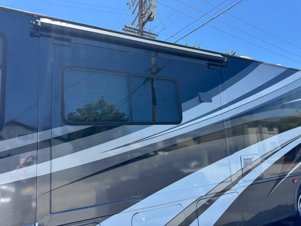 Ford Stripped Chassis Motorhome  2011