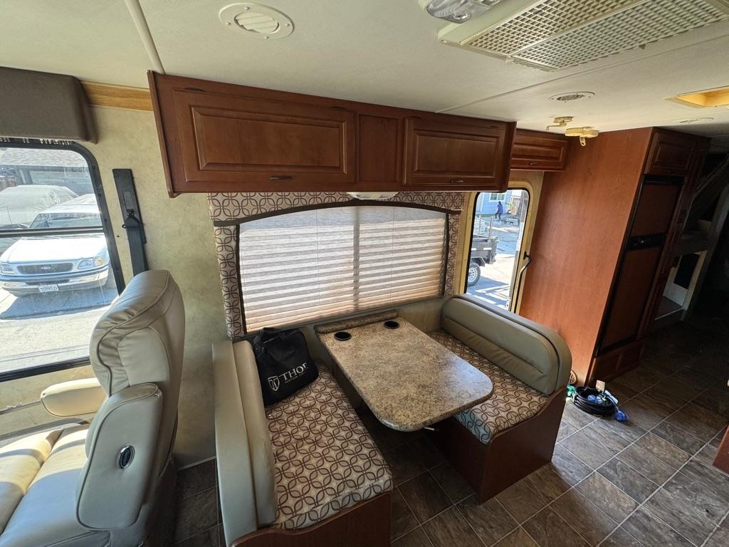 Ford Stripped Chassis Motorhome  2011