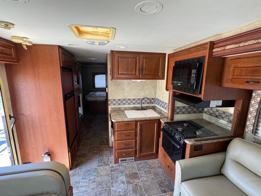Ford Stripped Chassis Motorhome  2011