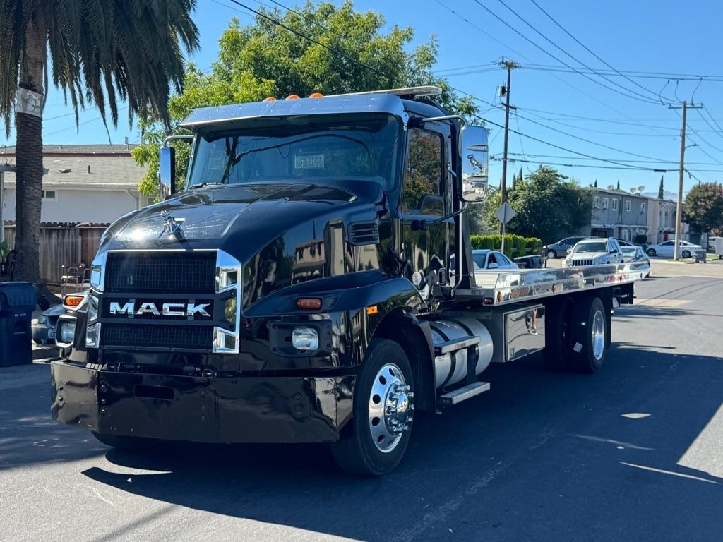 Mack MD  2024