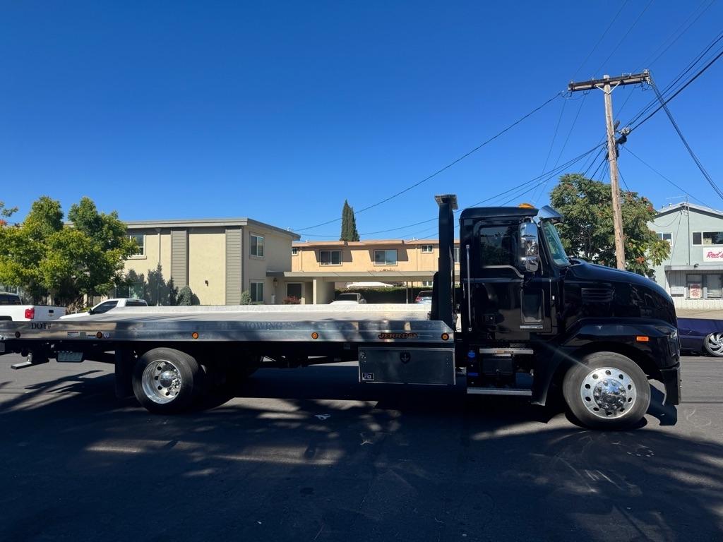 Mack MD  2024