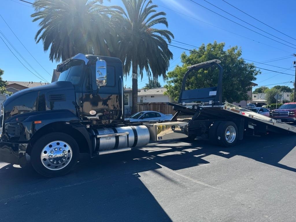 Mack MD  2024