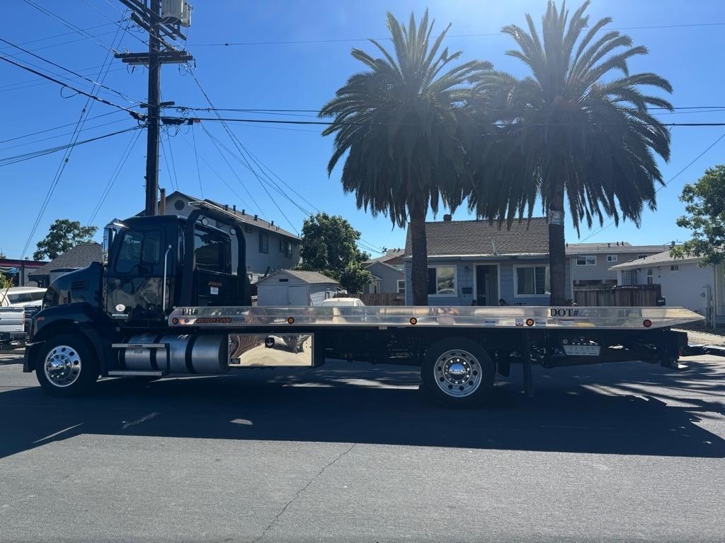 Mack MD  2024