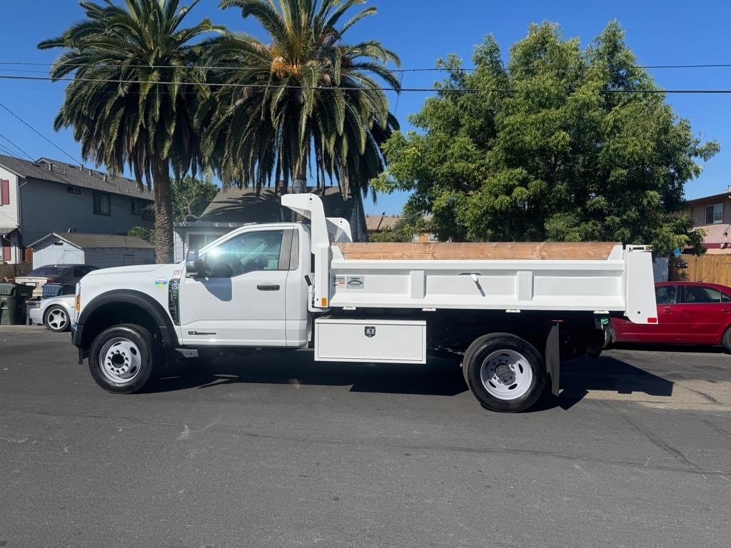 Ford F-550  2024