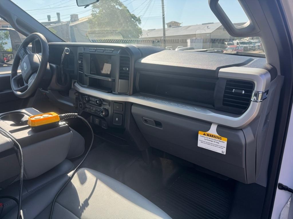 Ford F-550  2024
