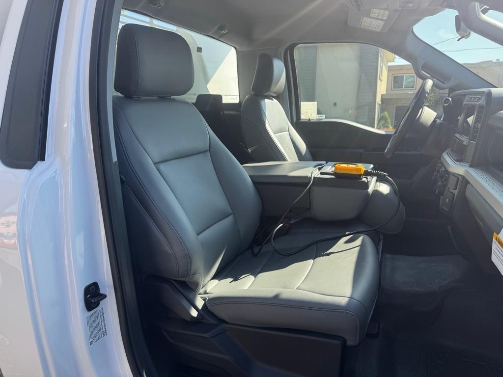 Ford F-550  2024