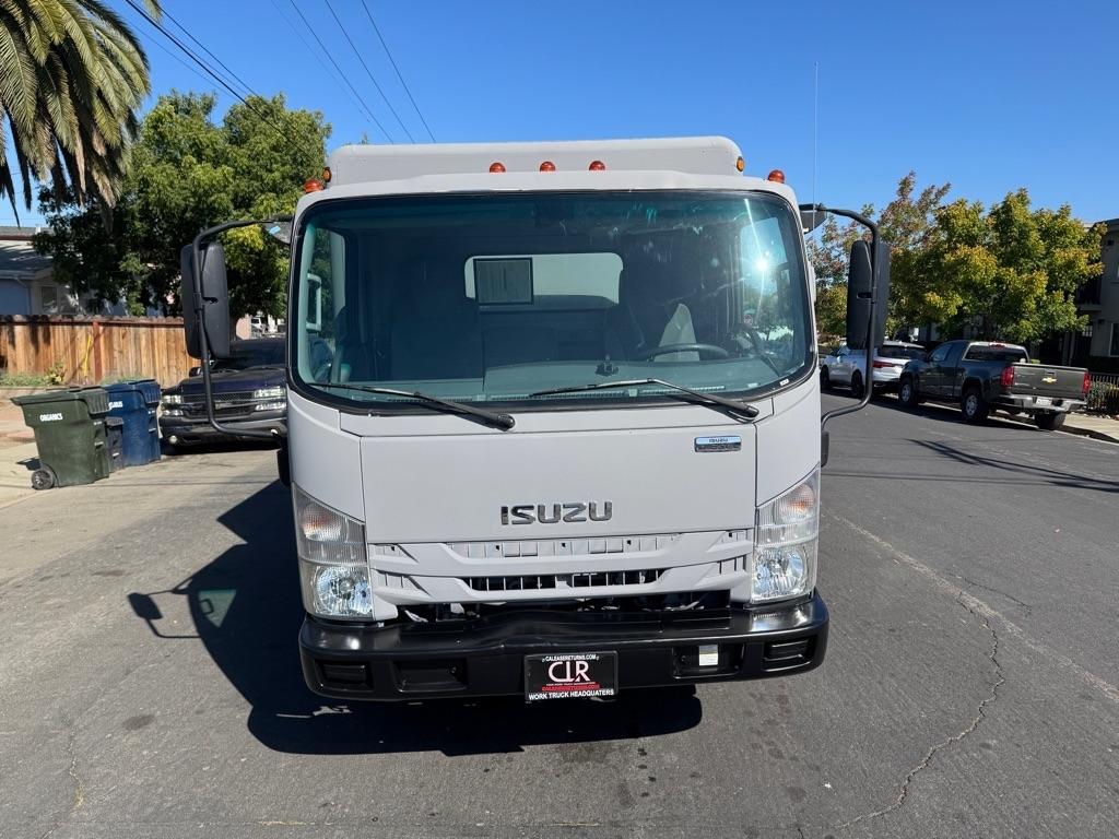 Isuzu NQR  2017