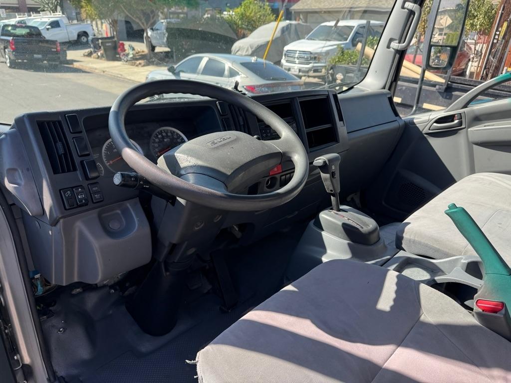 Isuzu NQR  2017