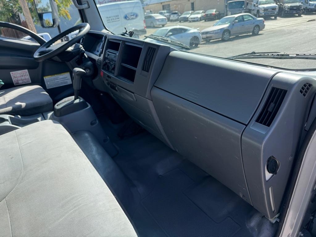 Isuzu NQR  2017