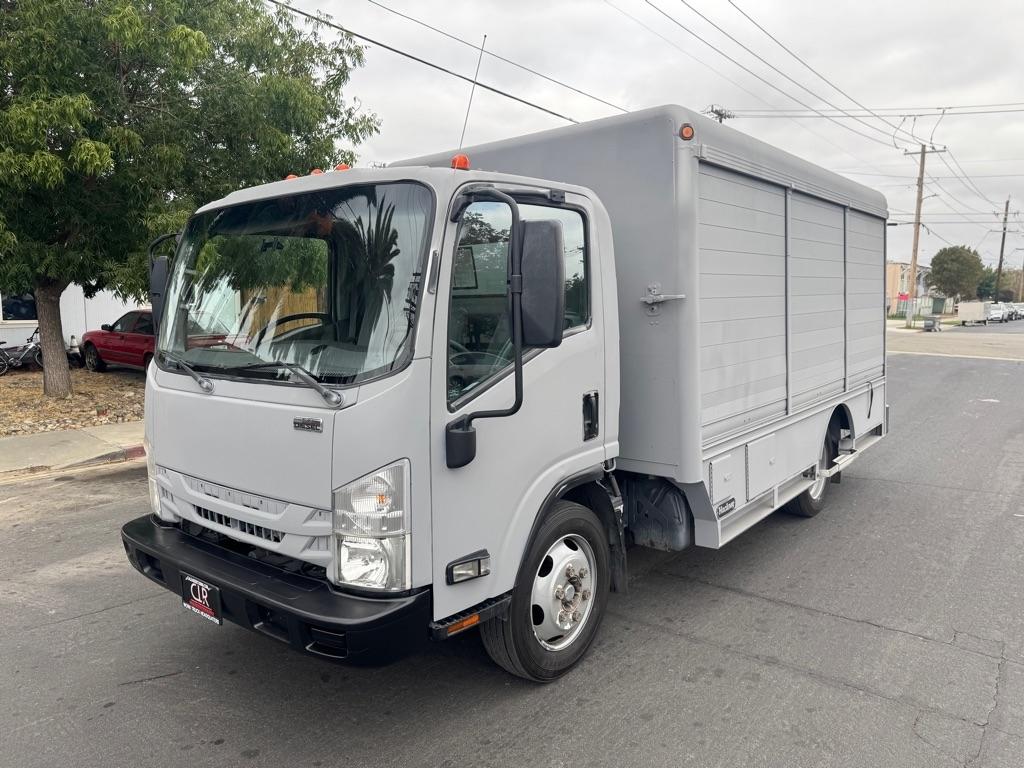 Isuzu NQR  2017