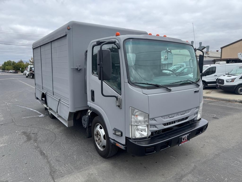Isuzu NQR  2017