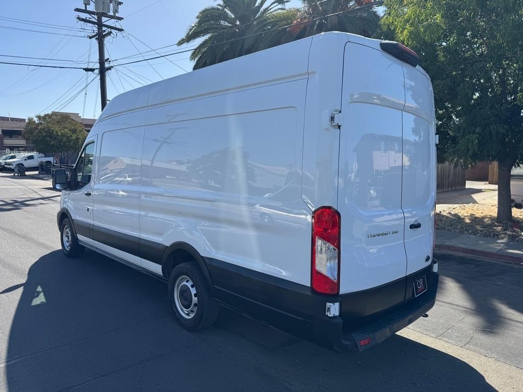 Ford Transit  2022