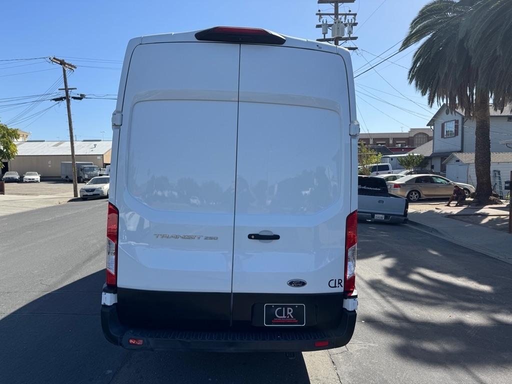 Ford Transit  2022