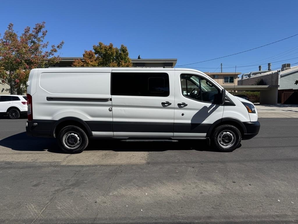 Ford Transit  2015
