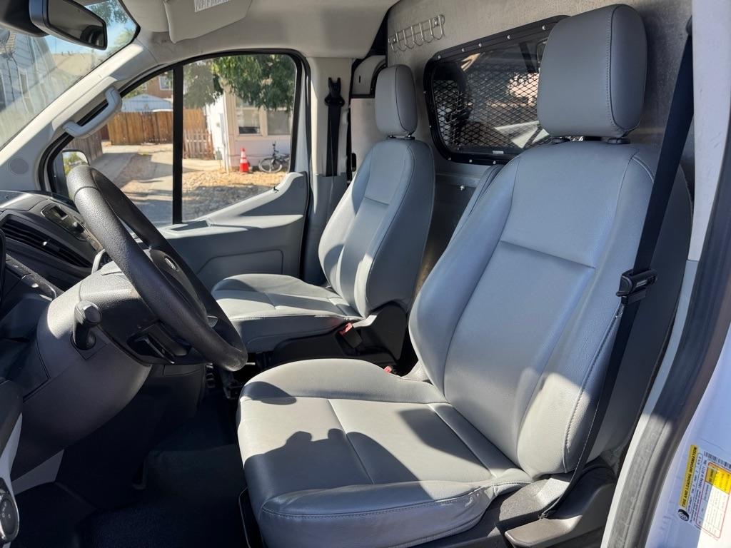Ford Transit  2015