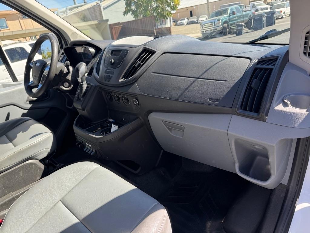 Ford Transit  2015