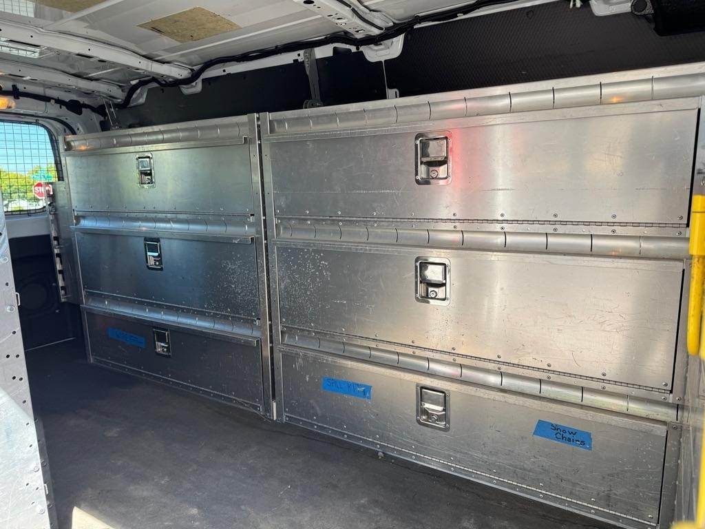 Ford Transit  2015