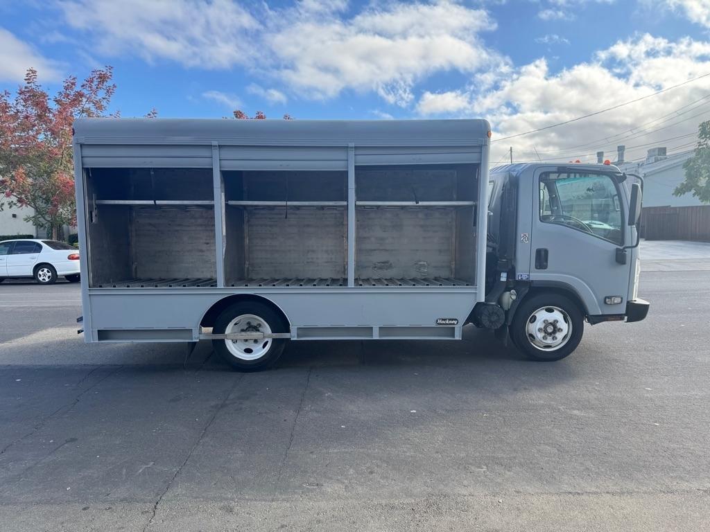 Isuzu NQR  2017