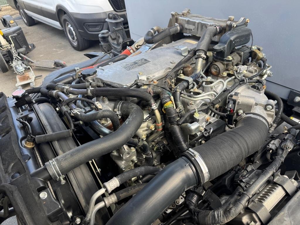 Isuzu NQR  2017