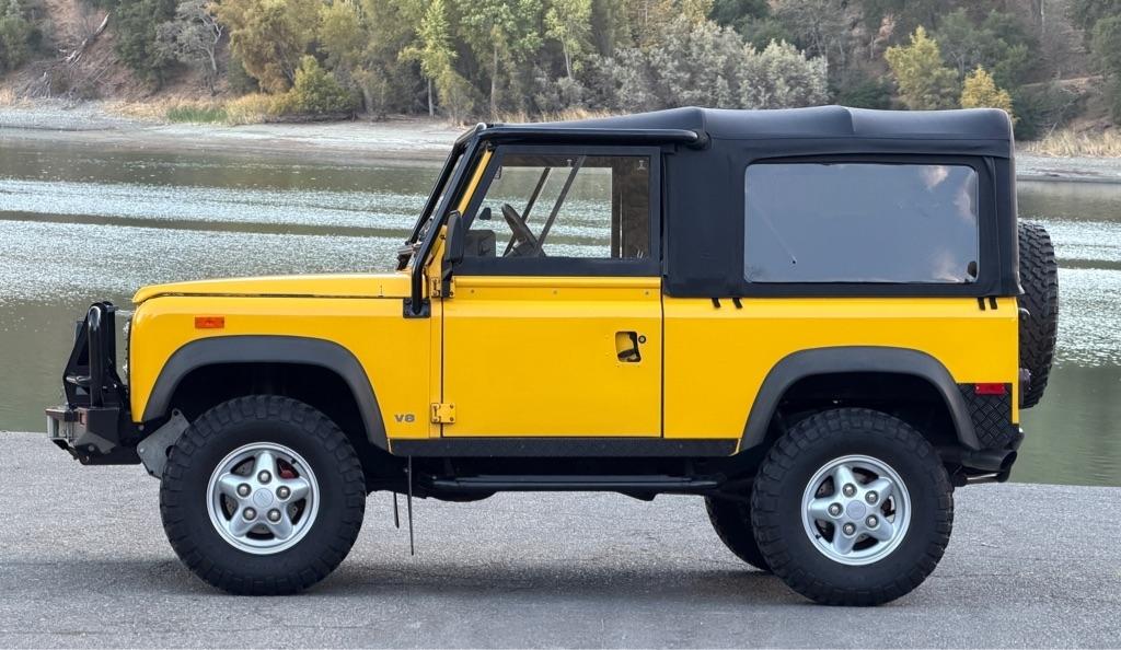 Land Rover Defender 90  1994