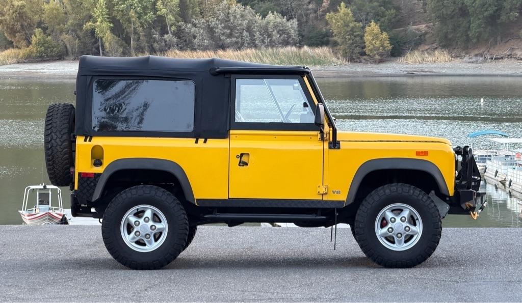 Land Rover Defender 90  1994