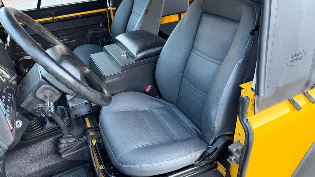 Land Rover Defender 90  1994