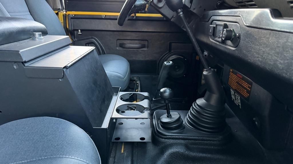 Land Rover Defender 90  1994