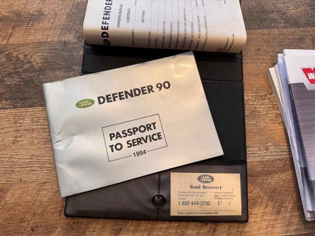 Land Rover Defender 90  1994