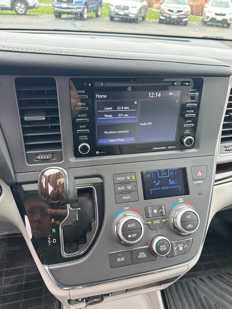 Toyota Sienna XLE Auto Access Seat FWD 7-Passenger (Natl) 2019