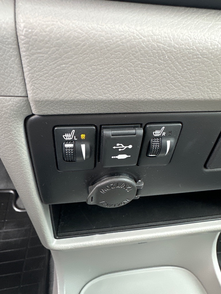 Toyota Sienna XLE Auto Access Seat FWD 7-Passenger (Natl) 2019