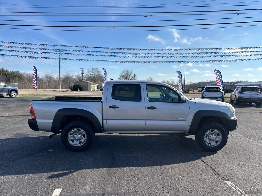 Toyota Tacoma 4WD Double Cab V6 MT (Natl) 2012