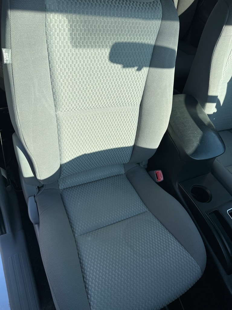 Toyota Tacoma 4WD Double Cab V6 MT (Natl) 2012