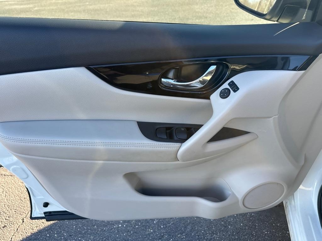 Nissan Rogue Sport AWD SV 2022