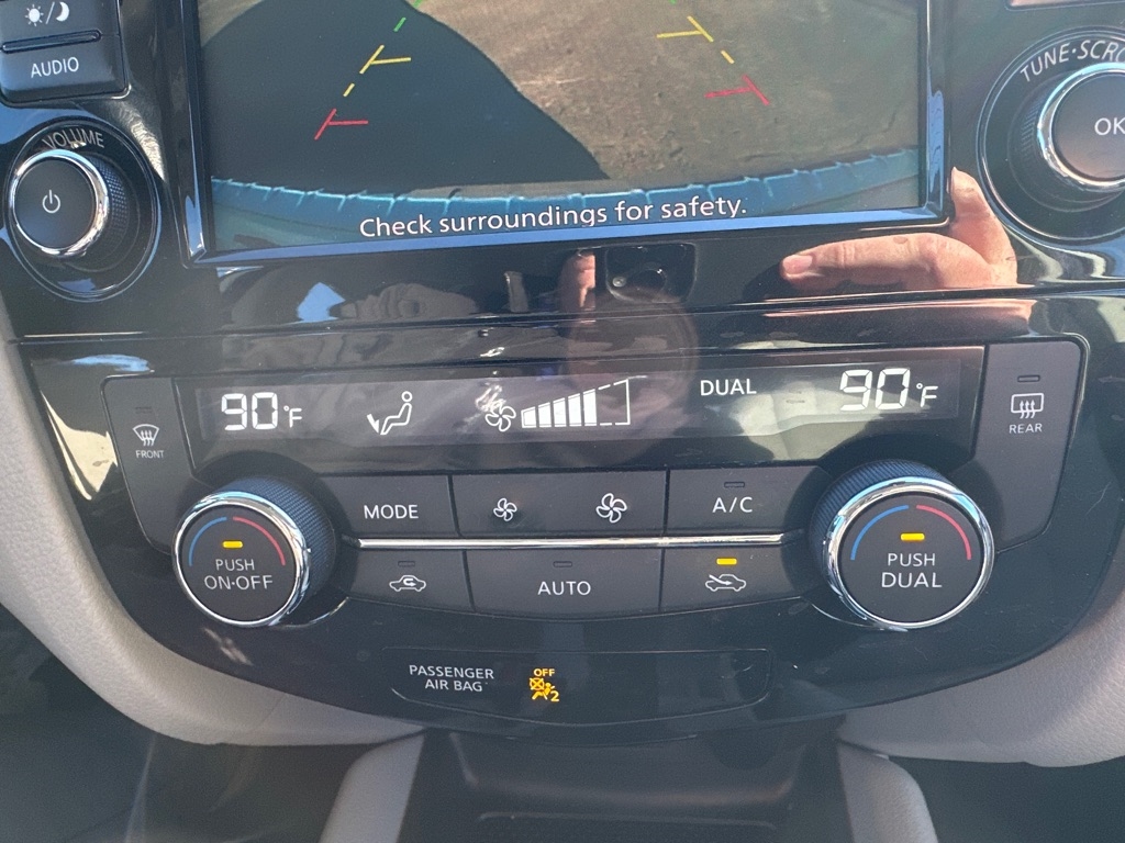 Nissan Rogue Sport AWD SV 2022