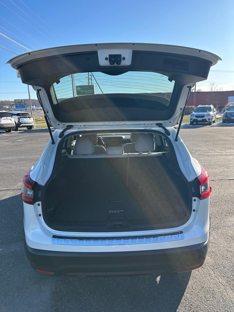 Nissan Rogue Sport AWD SV 2022