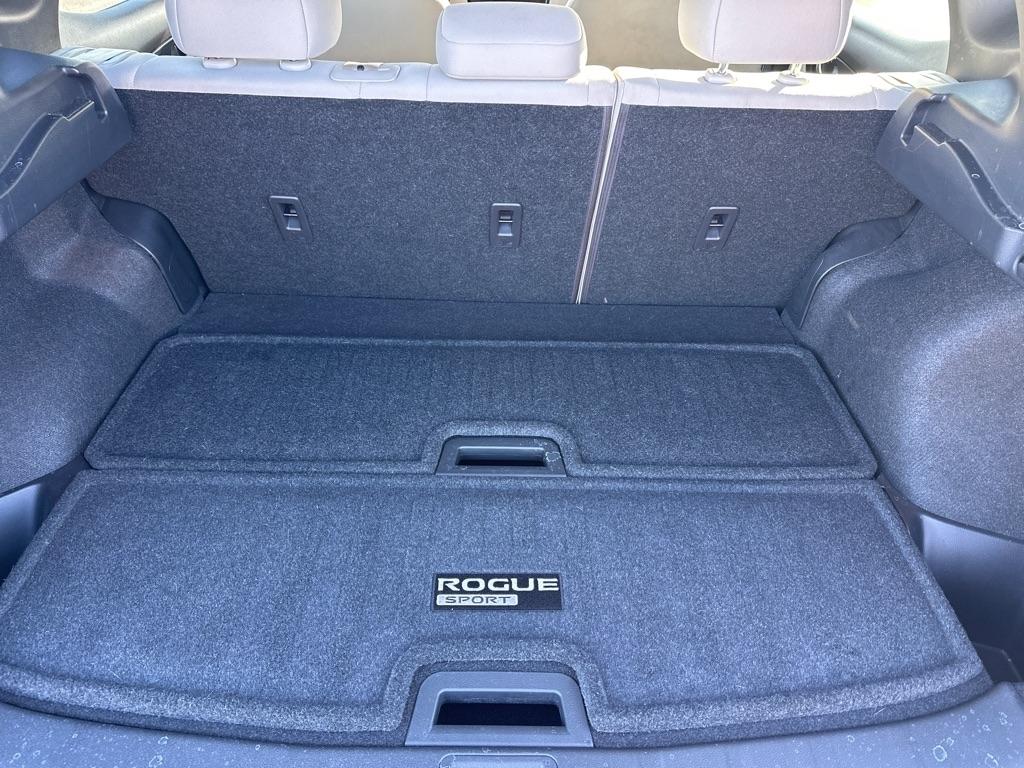 Nissan Rogue Sport AWD SV 2022