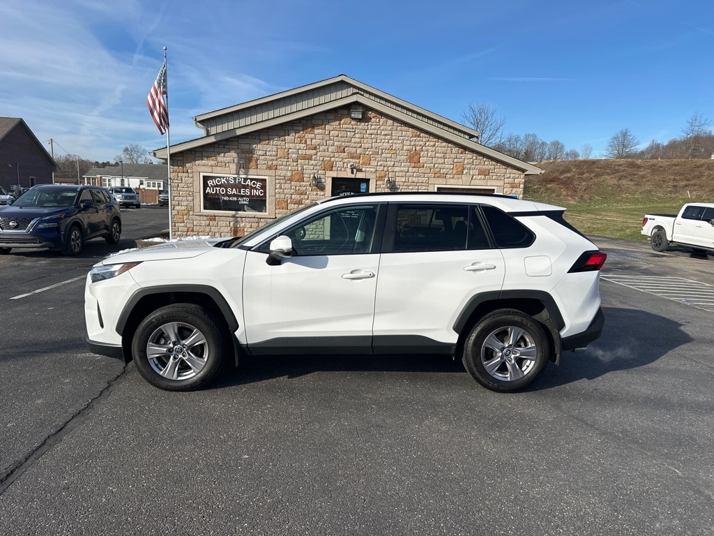 Toyota RAV4 XLE AWD (Natl) 2022