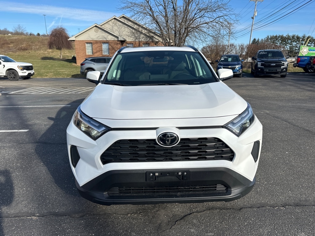 Toyota RAV4 XLE AWD (Natl) 2022