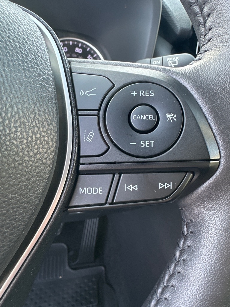 Toyota RAV4 XLE AWD (Natl) 2022